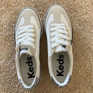 NWOT Keds White and Black Sneakers